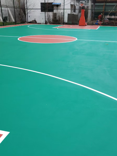 宣汉 球场长期使用易出现地面开裂